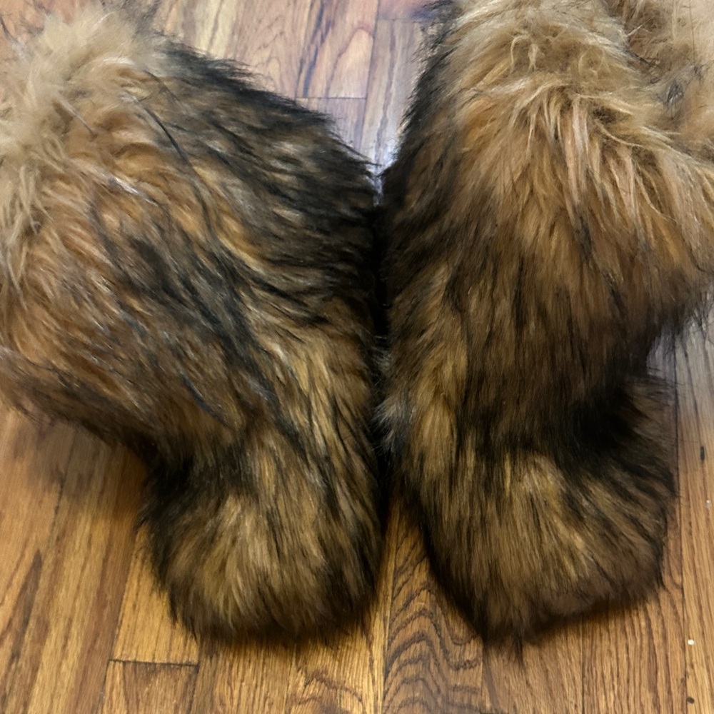 Faux Fur Brown and Black Boots